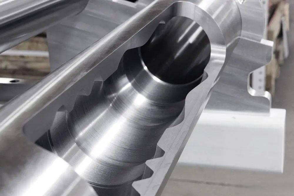 Hydraulic Manifold Machining တွင် Deep Hole တူးဖော်ခြင်း။